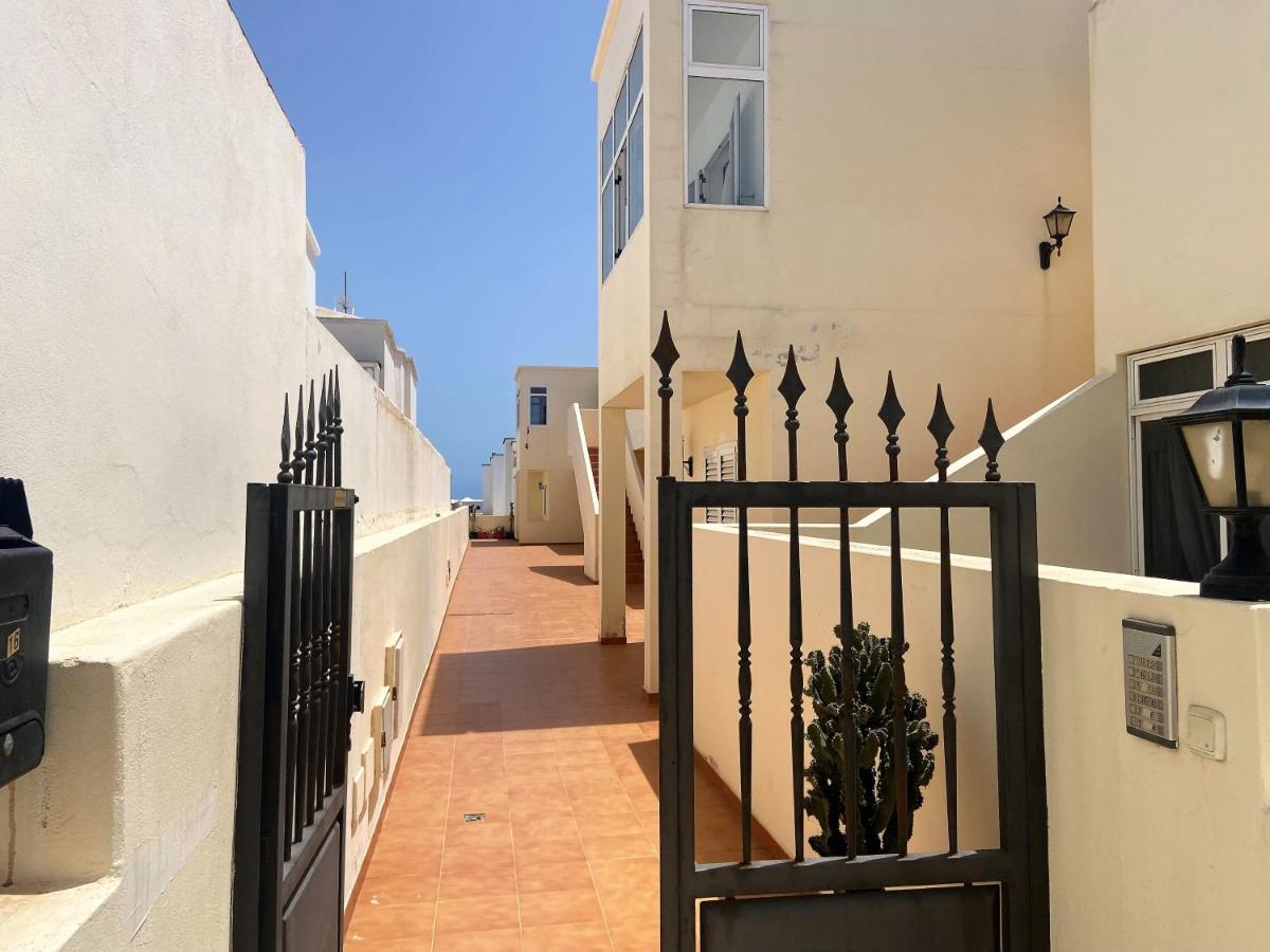 Casa Conchita. Relax, Diversion Y Playa. Playa Honda  Exterior photo